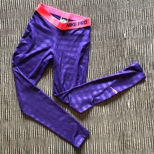 EUC NIKE Pro Fleece Lined 7/8 Leggings